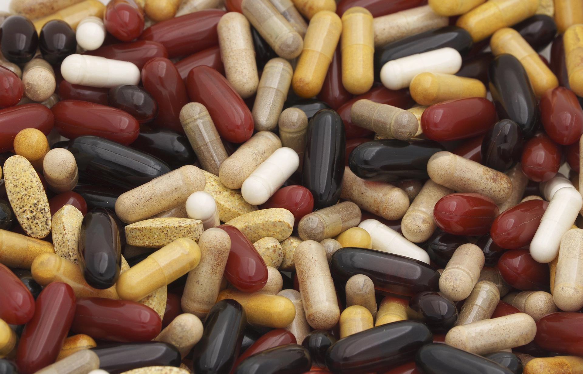 More Americans Are Building Personalized Supplement Routines
