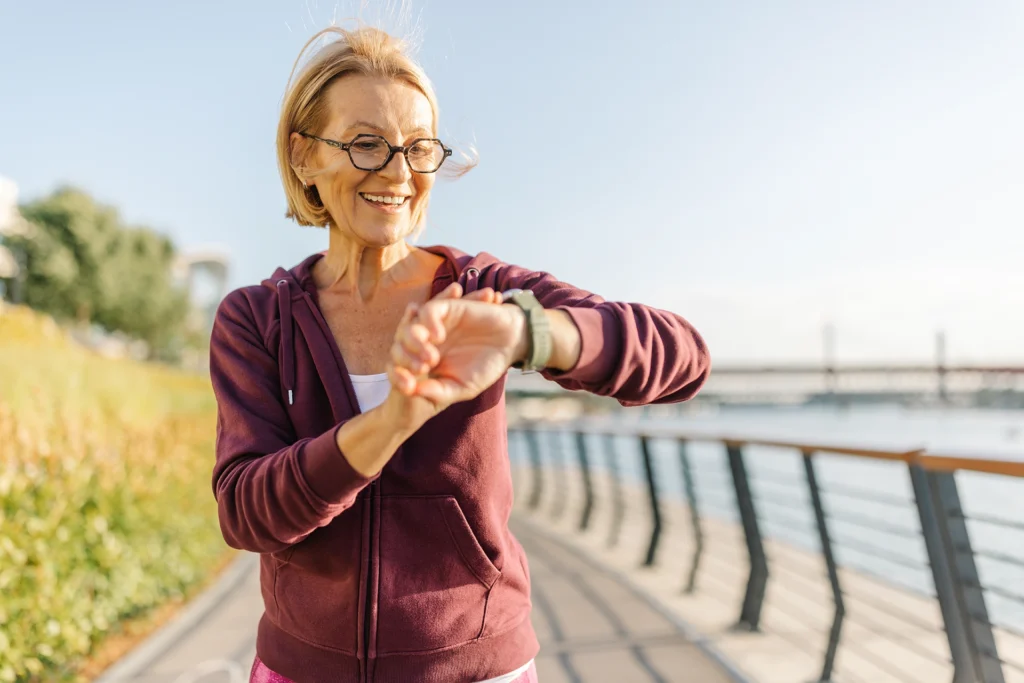 older woman excersize